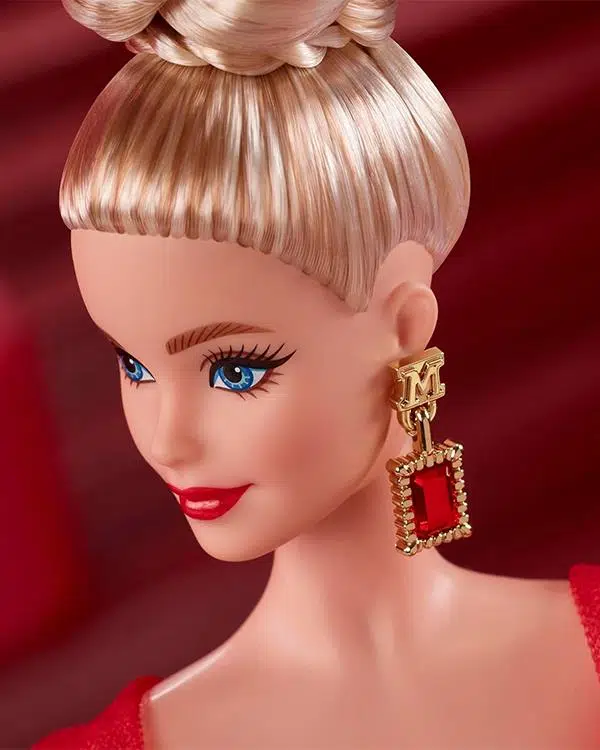 Barbie 80. Yıl Dönümü Koleksiyon Sarışın Bebek JBJ17 Barbie 80. Yıl Dönümü Koleksiyon Sarışın Bebek JBJ17